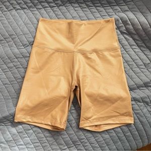 Aerie beige bike shorts - size medium